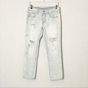 American Eagle Boy Crop Light Wash Distressed Jeans in Sz 2
